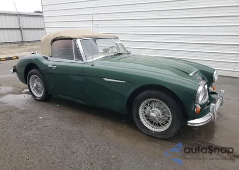 1967 Austin Mini1.3I z USA, uszkodzony, nr VIN HBJ8L39676